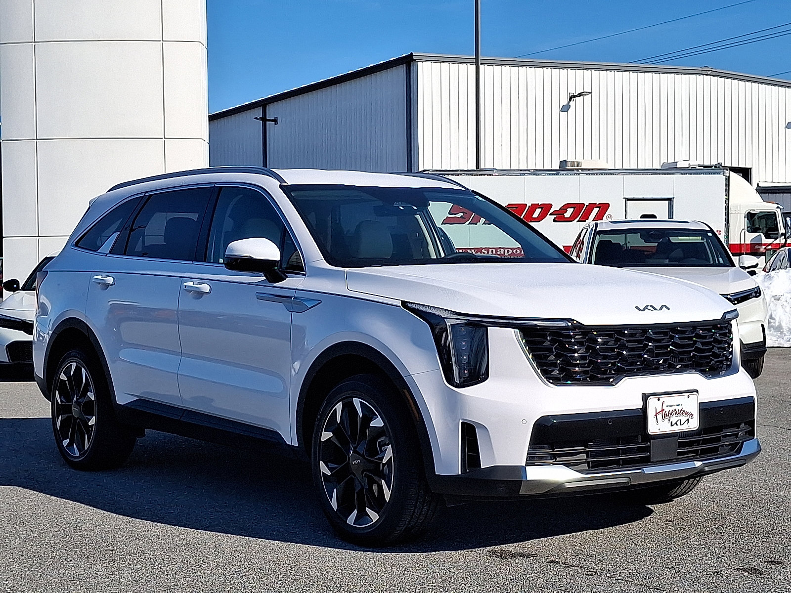 Used 2026 Kia Sorento EX image 3