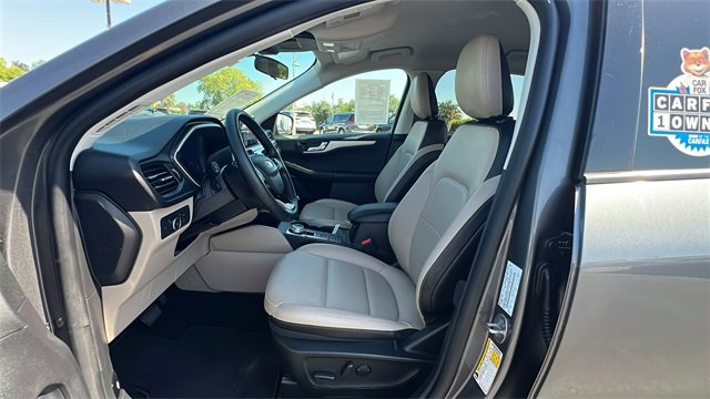 Used 2022 Ford Escape SEL w/ Technology Package image 32