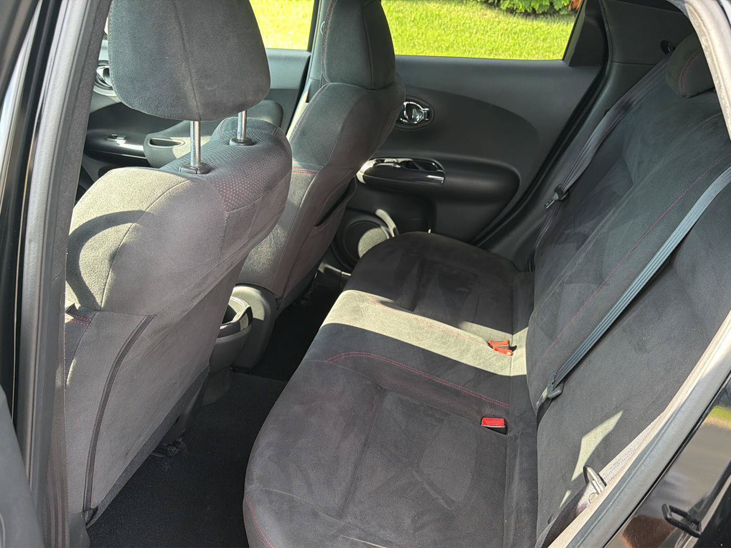 Used 2013 Nissan Juke NISMO FWD image 11