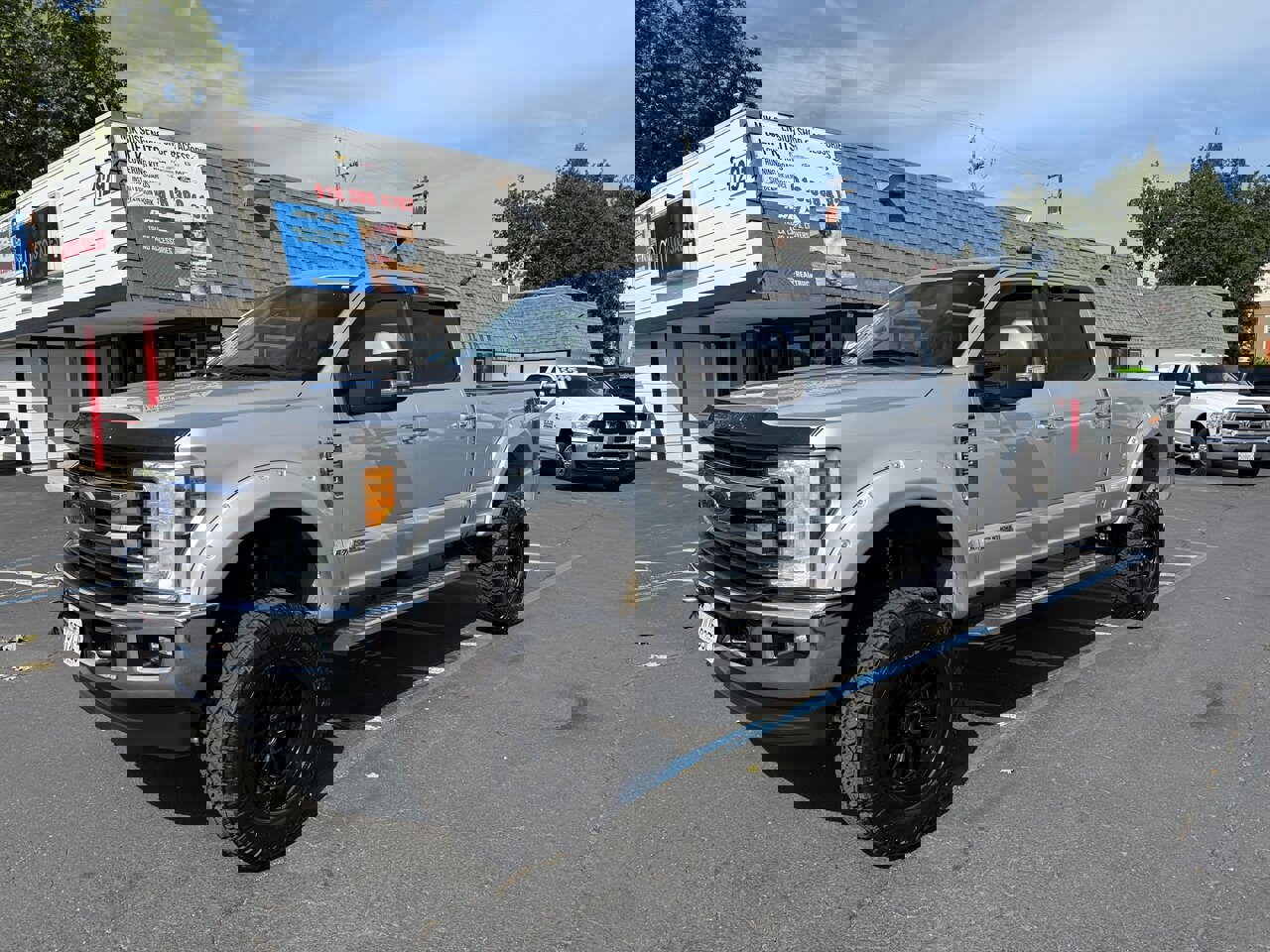 Used 2017 Ford F350 XLT w/ XLT Premium Package