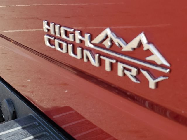 Used 2025 Chevrolet Silverado 1500 High Country AWD/4WD image 34