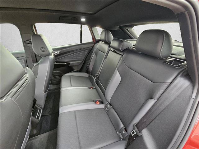Used 2023 Volkswagen ID.4 S RWD image 16