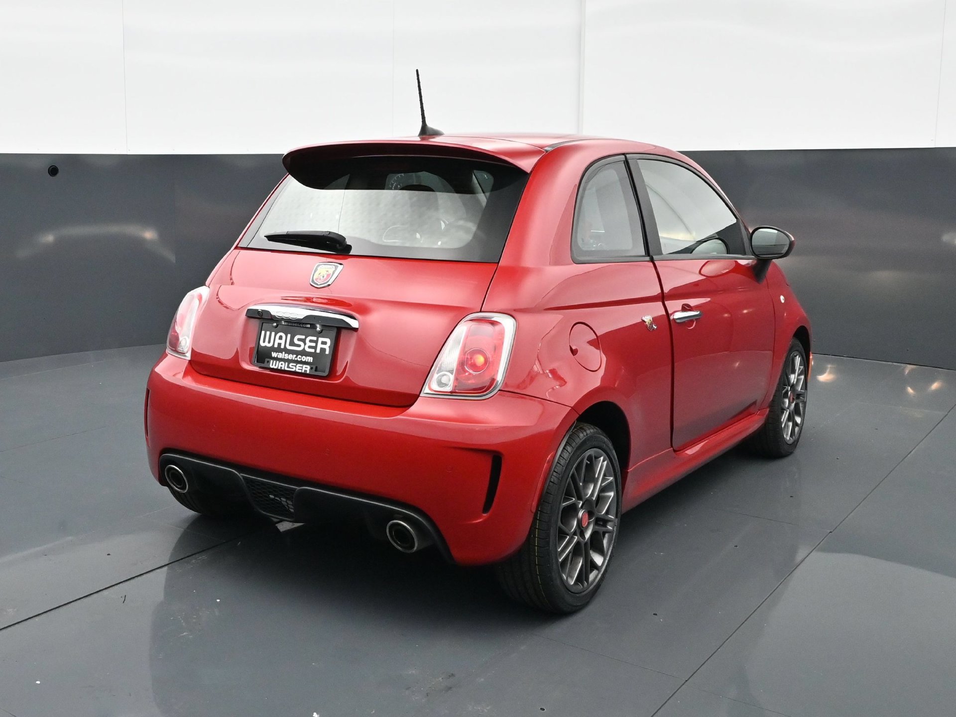 Used 2019 FIAT 500 Abarth FWD image 6
