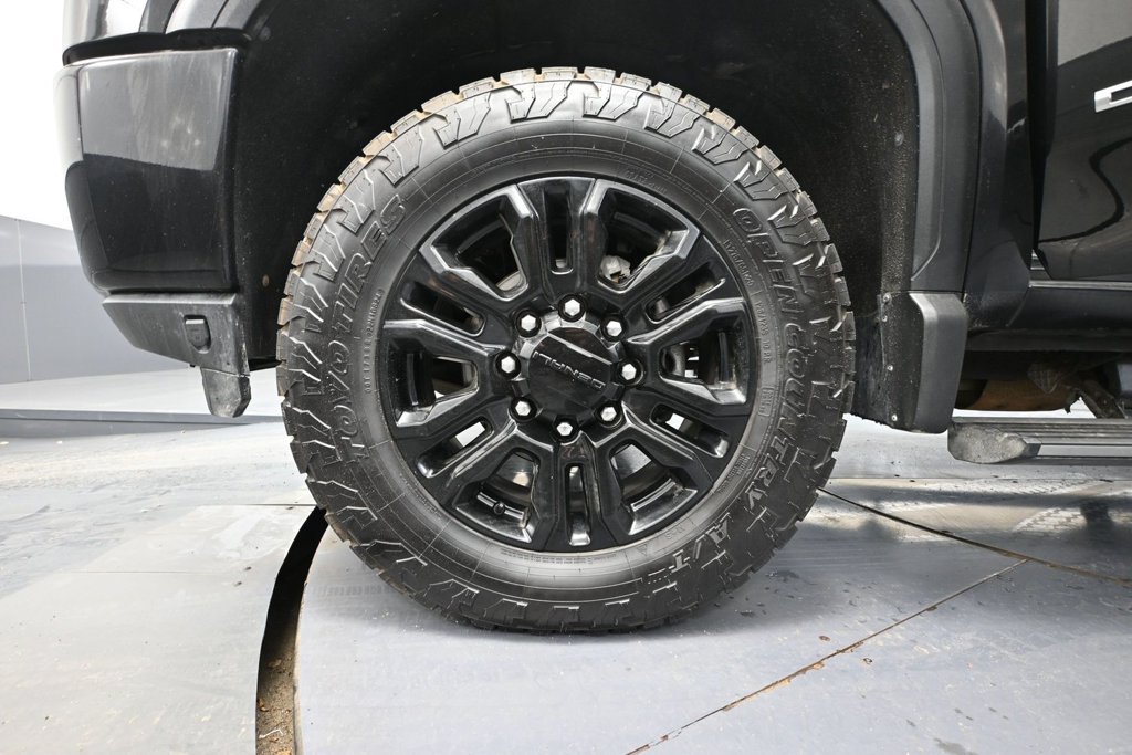 Used 2021 GMC Sierra 2500 Denali w/ Denali Ultimate Package AWD/4WD image 12