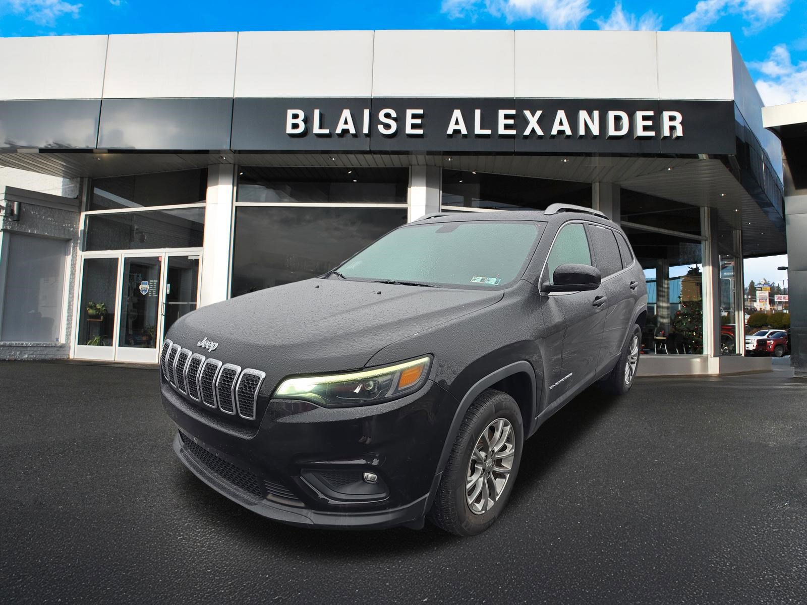 Used 2020 Jeep Cherokee Latitude Plus w/ Cold Weather Group image 8