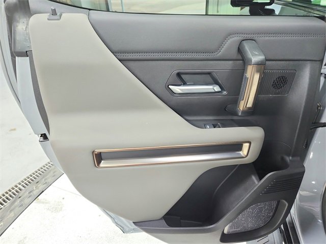 Used 2025 GMC Hummer EV 3X image 38