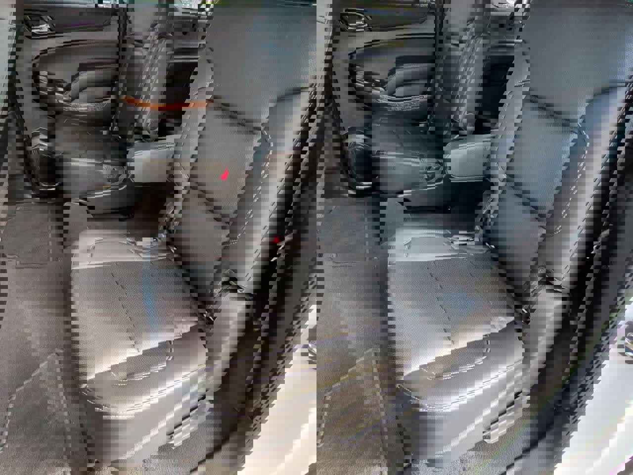 Used 2019 Chevrolet Suburban Premier image 20