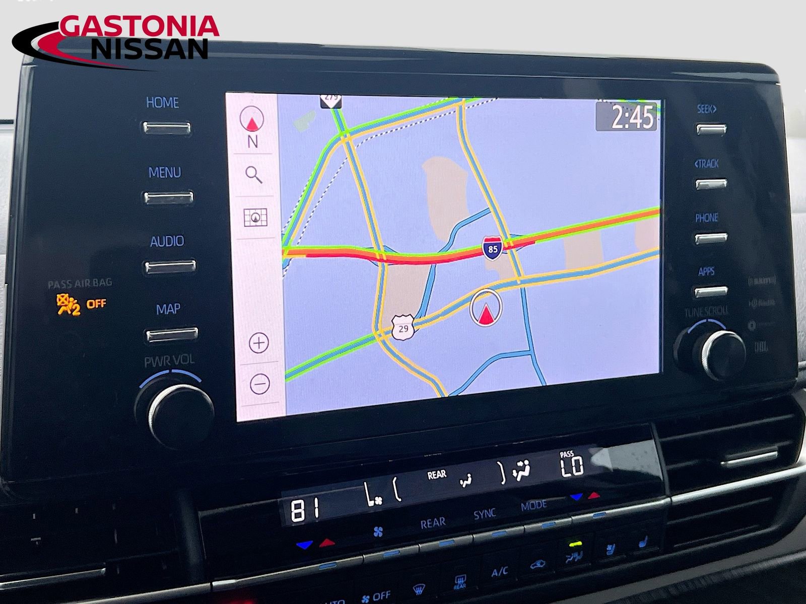 Used 2023 Toyota Sienna Limited image 17