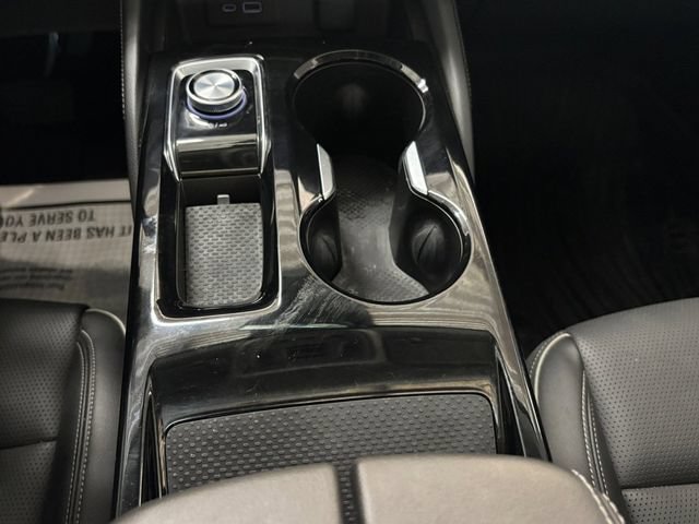 Used 2024 Buick Envision Avenir AWD/4WD image 6