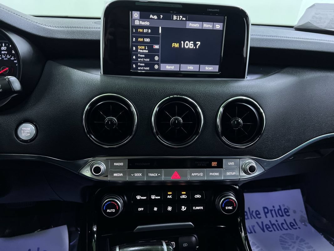 Used 2018 Kia Stinger RWD image 19