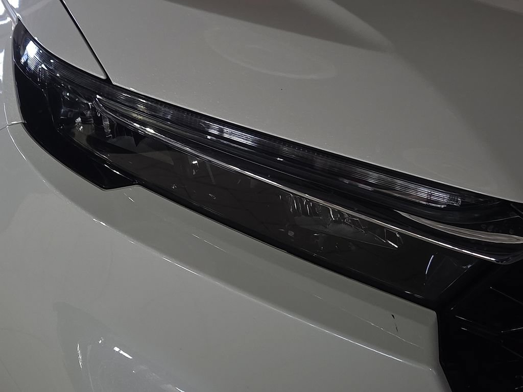 Used 2025 Honda CR-V EX-L image 8