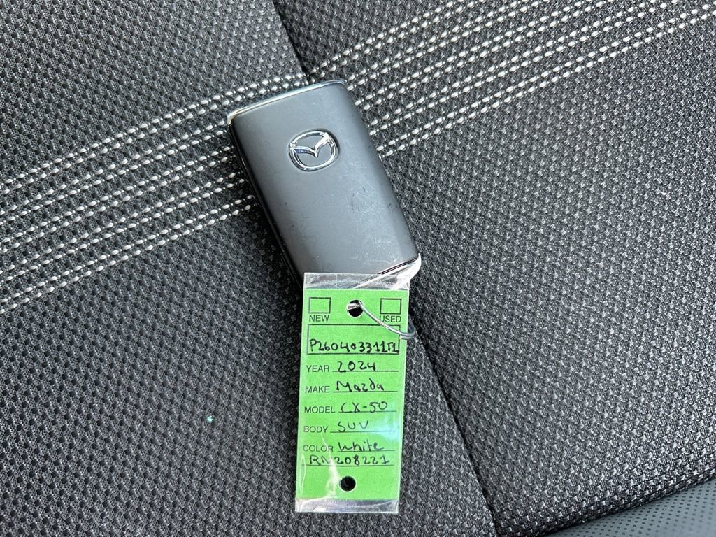 Used 2024 MAZDA CX-50 AWD 2.5 S w/ Cargo Package image 31
