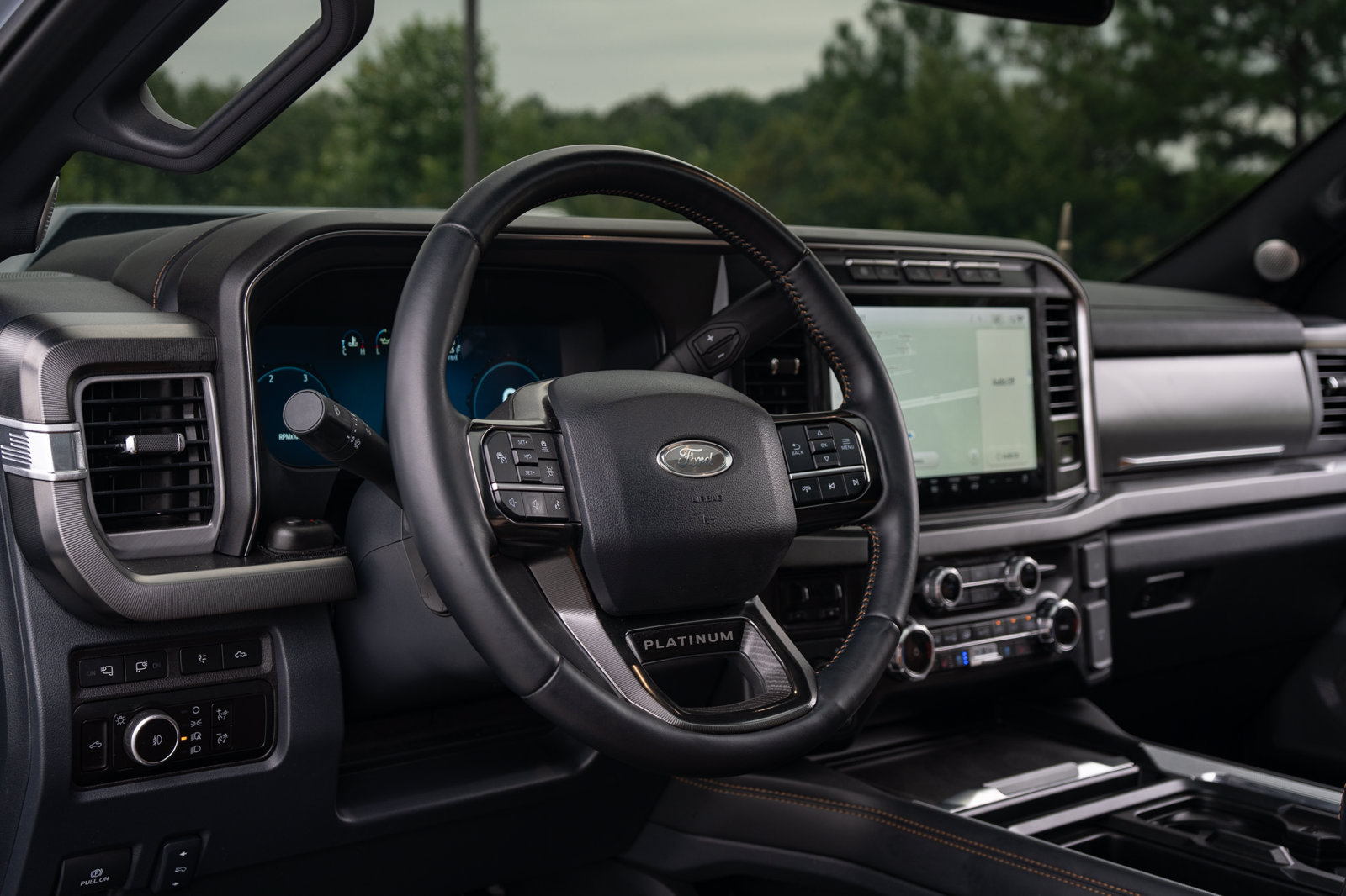 Used 2024 Ford F250 Platinum AWD/4WD image 12
