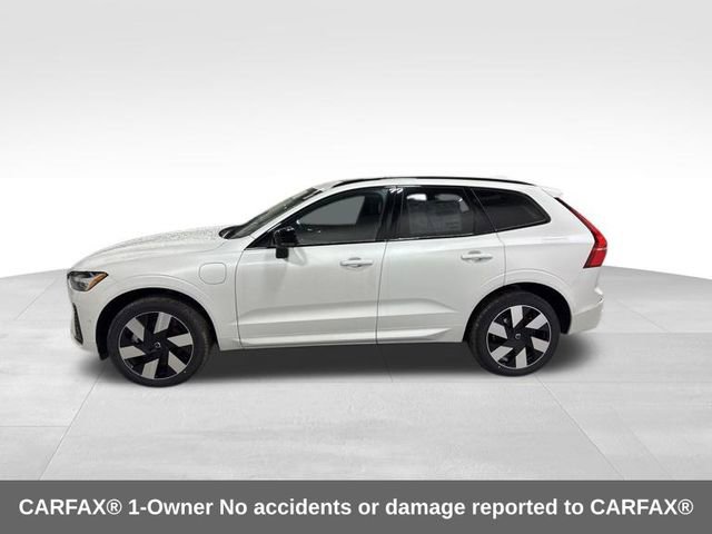 Used 2025 Volvo XC60 T8 Plus w/ Climate Package image 3