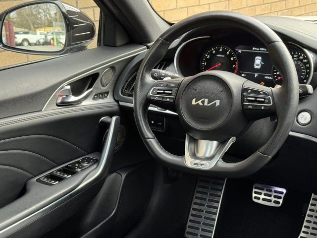 Used 2023 Kia Stinger GT2 image 26