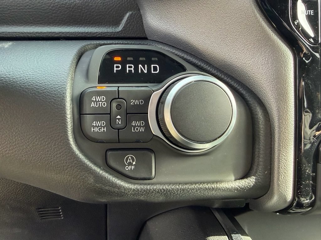 New 2026 RAM 1500 Big Horn AWD/4WD image 25