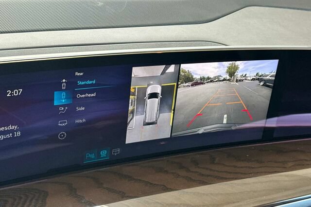 New 2026 Cadillac Escalade Platinum Sport AWD/4WD image 19