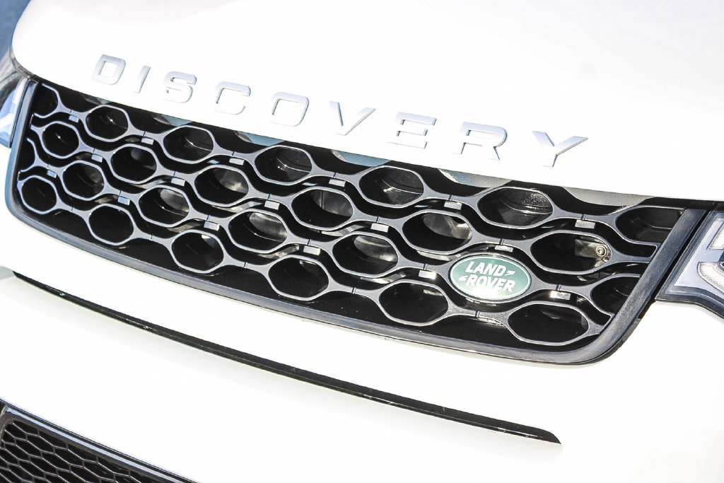 Used 2024 Land Rover Discovery Sport S AWD/4WD image 6