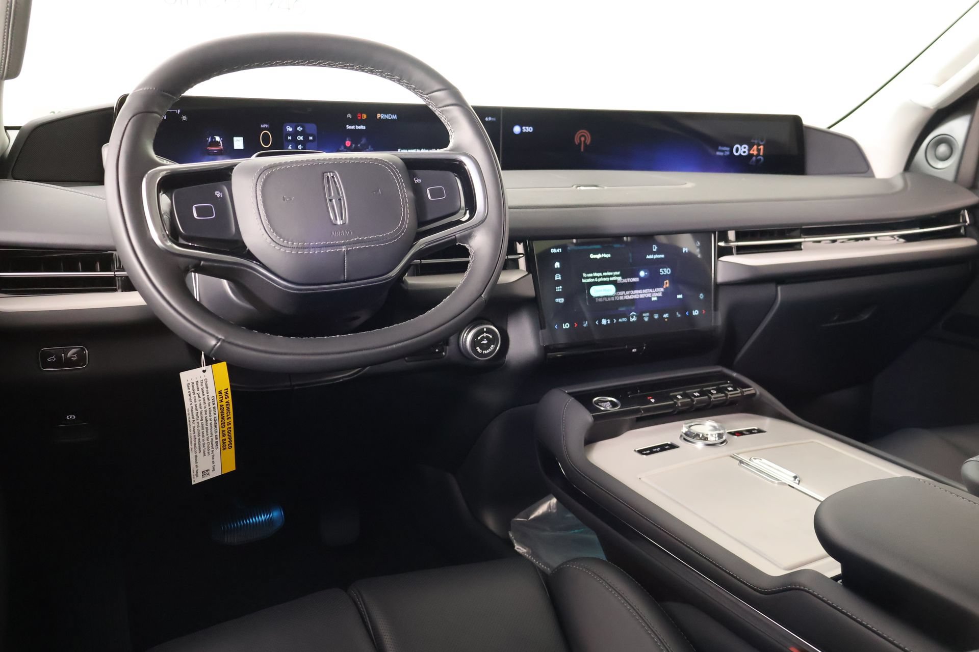 New 2026 Lincoln Navigator L Premier AWD/4WD image 2