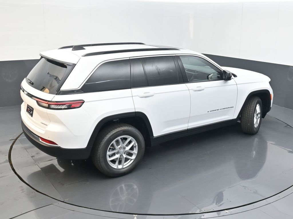 New 2025 Jeep Grand Cherokee Laredo X w/ Luxury Tech Group I image 36