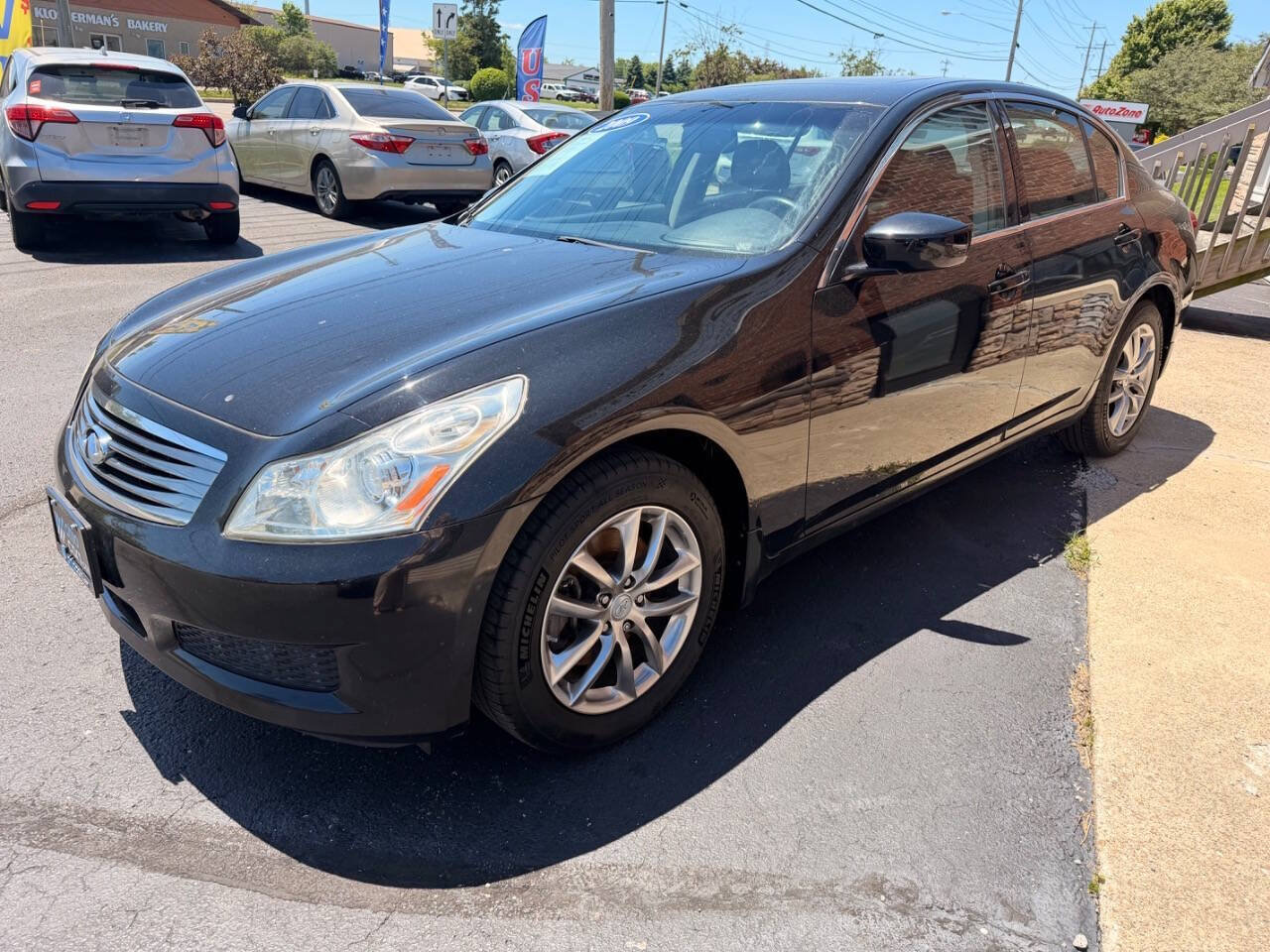 Used 2009 INFINITI G37 x Sedan w/ Premium Pkg AWD/4WD image 4
