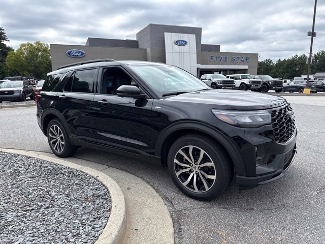 New 2027 Ford Explorer ST-Line RWD image 2