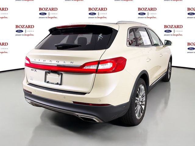 Used 2018 Lincoln MKX Reserve w/ Driver Assistance Package FWD image 8