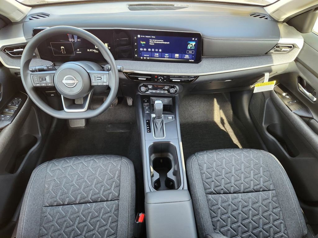 New 2025 Nissan Kicks SR w/ Illumination Package image 11