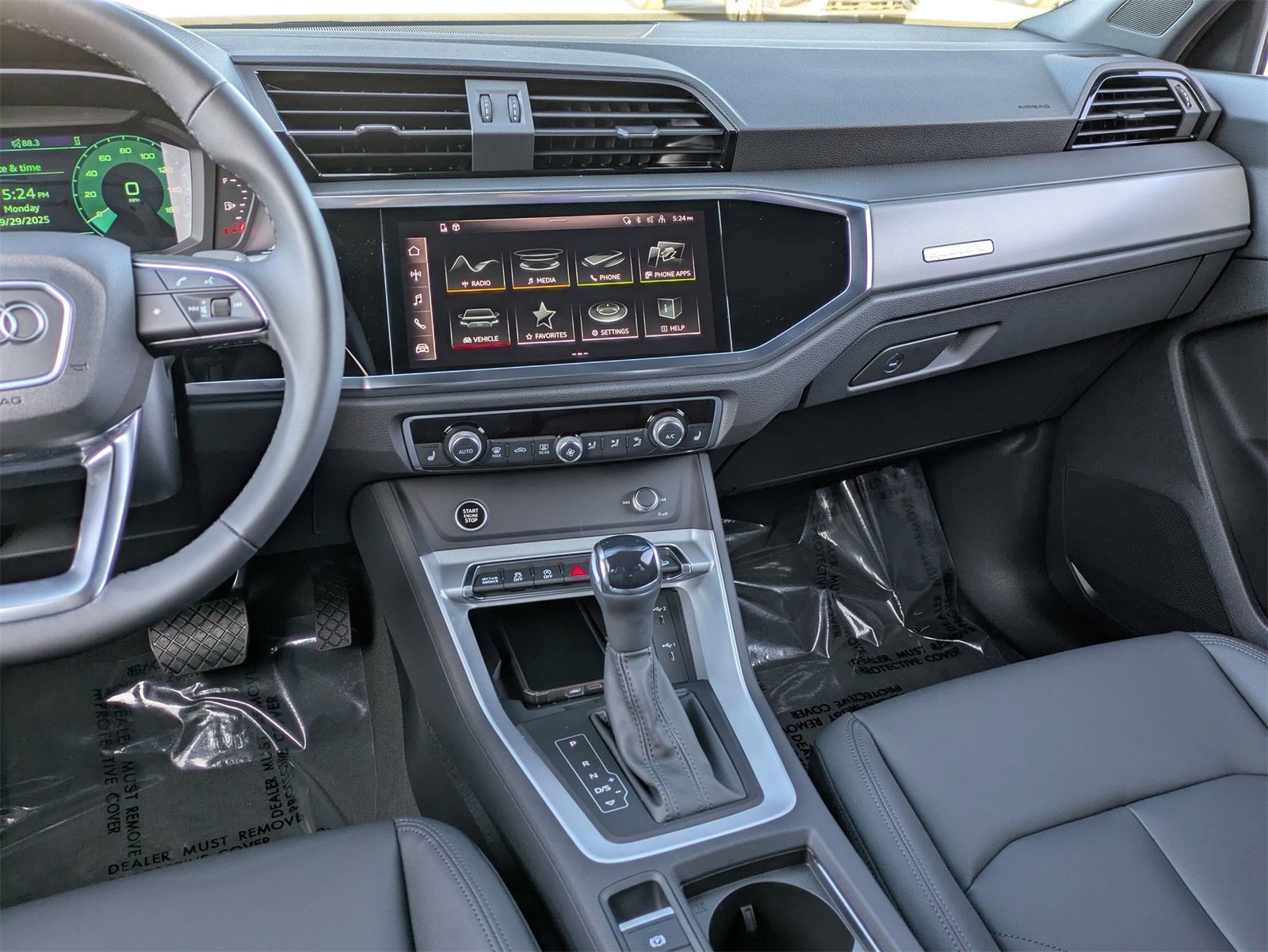 New 2025 Audi Q3 2.0T Premium image 6