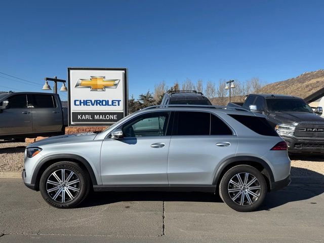 Used 2025 Mercedes-Benz GLE 450 4MATIC image 3