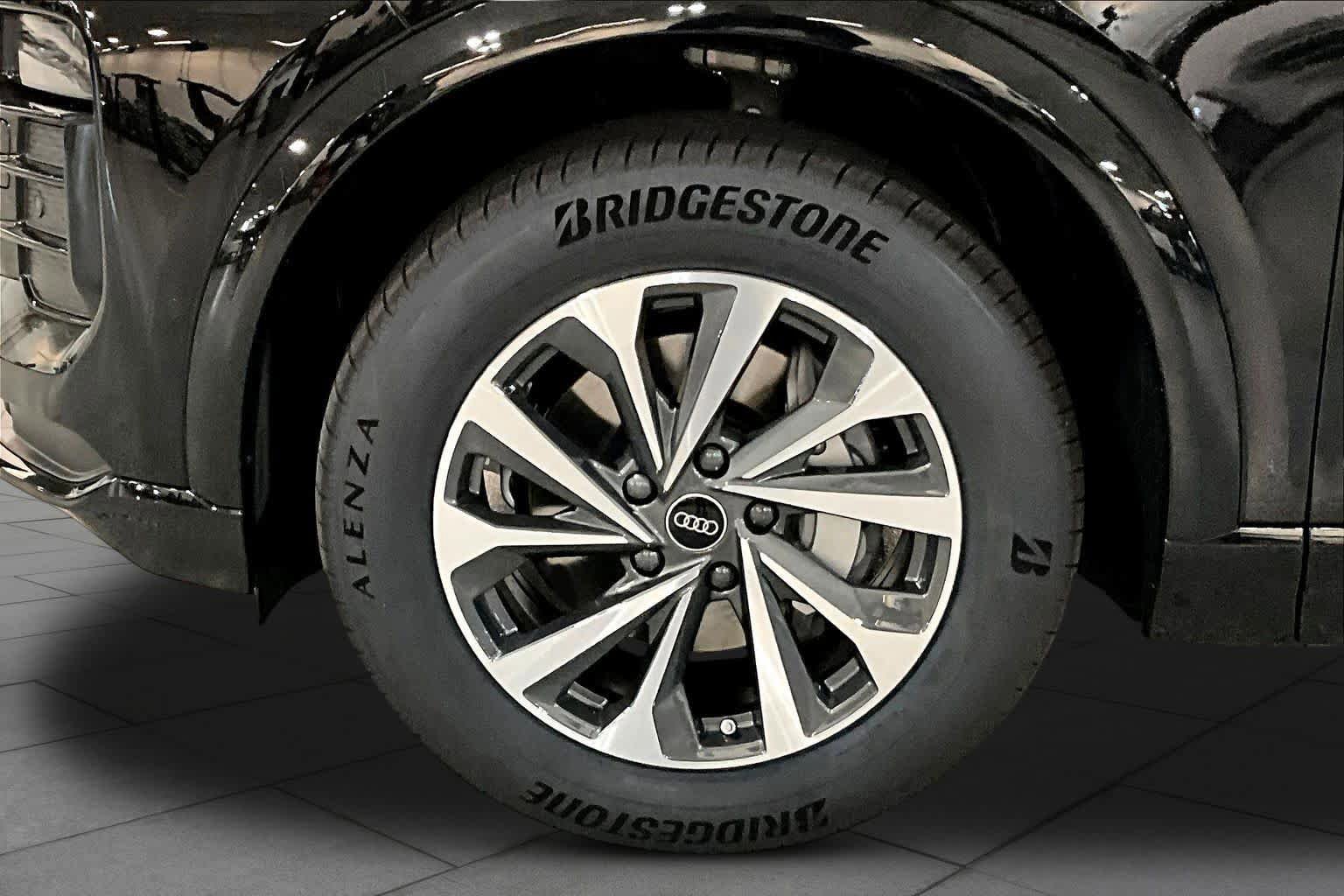 New 2027 Audi Q6 e-tron Premium AWD/4WD image 11