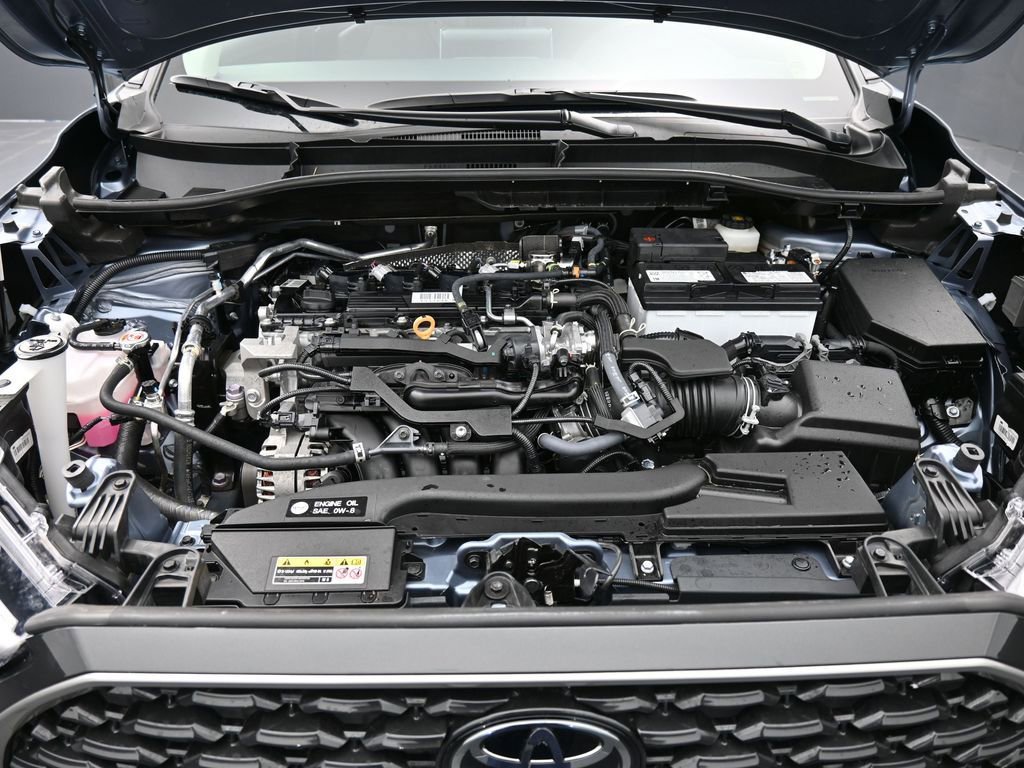 Used 2024 Toyota Corolla Cross XLE w/ Convenience Package image 41