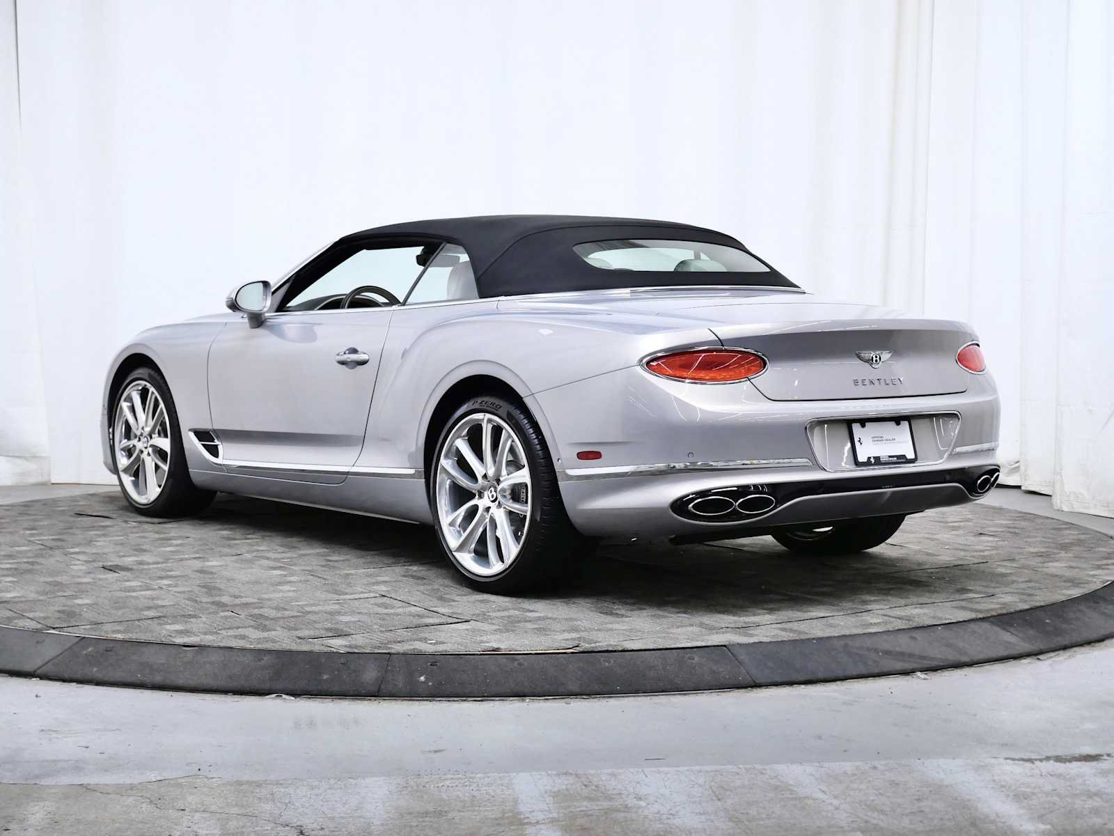 Used 2022 Bentley Continental GT AWD/4WD image 3
