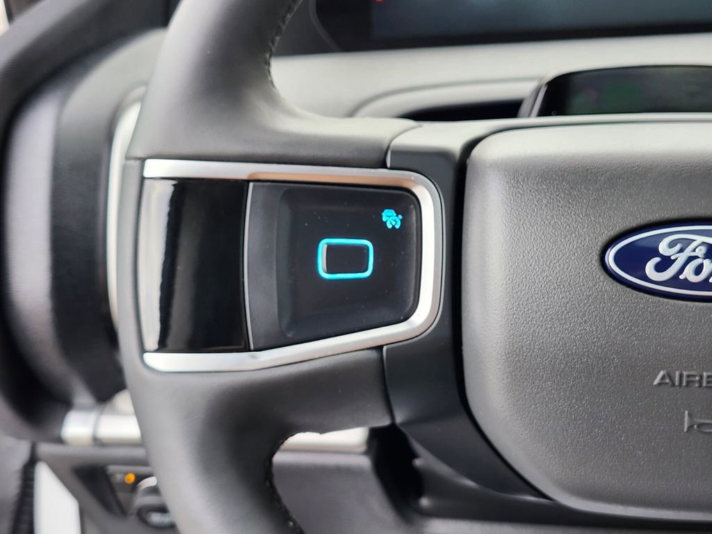 Certified 2025 Ford Expedition Max Active image 31