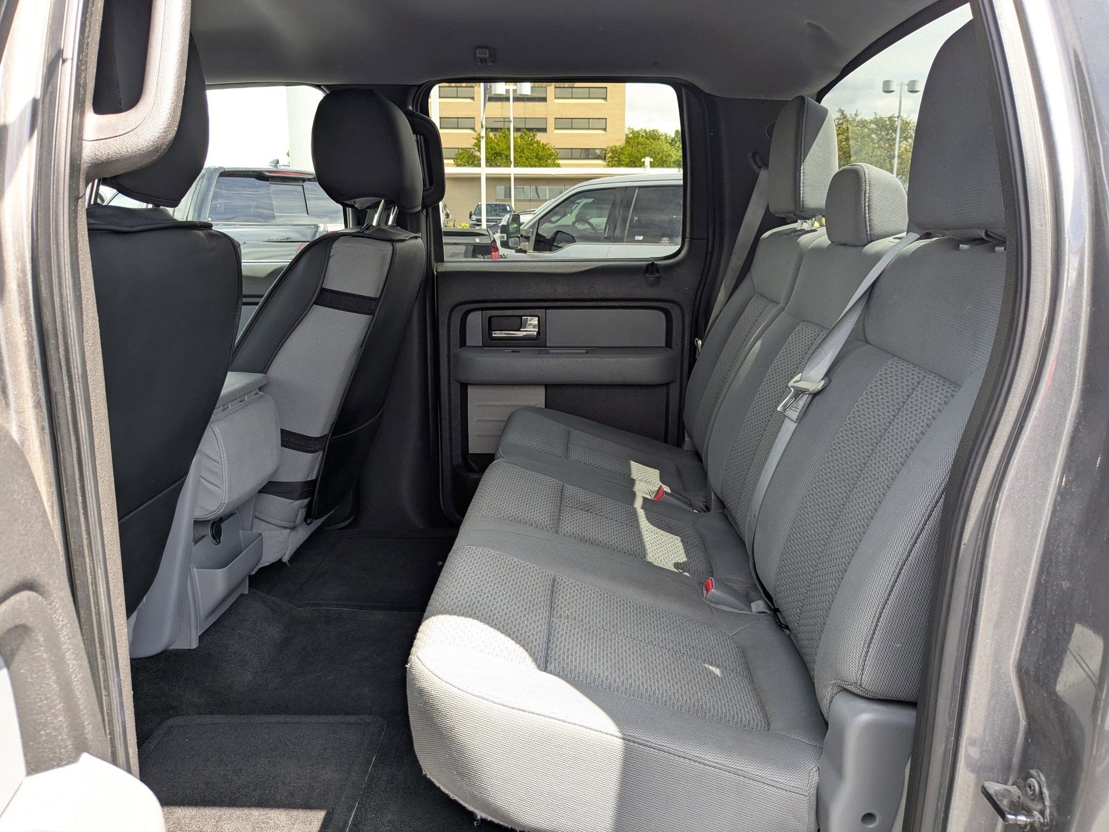 Used 2014 Ford F150 XLT AWD/4WD image 27