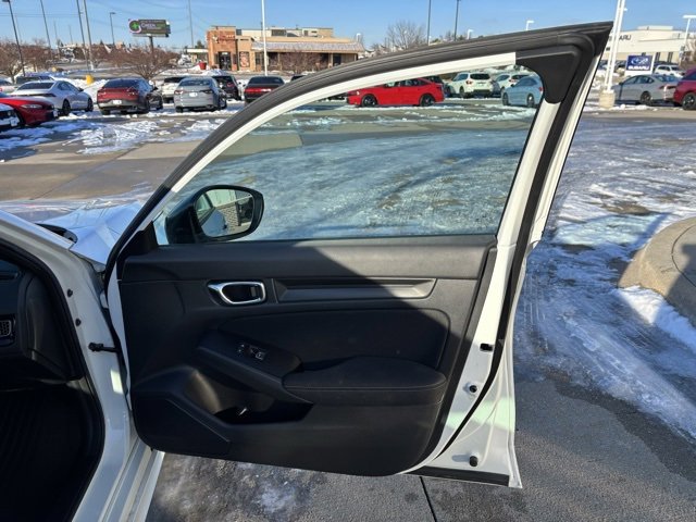 Certified 2025 Honda Civic Sport image 21