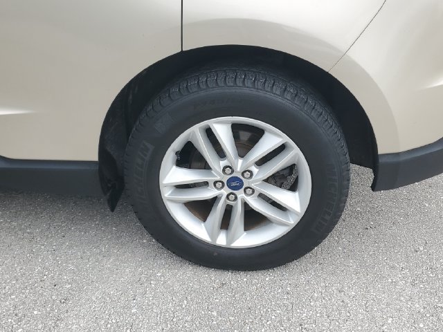 Used 2018 Ford Edge SEL w/ Equipment Group 201A AWD/4WD image 5