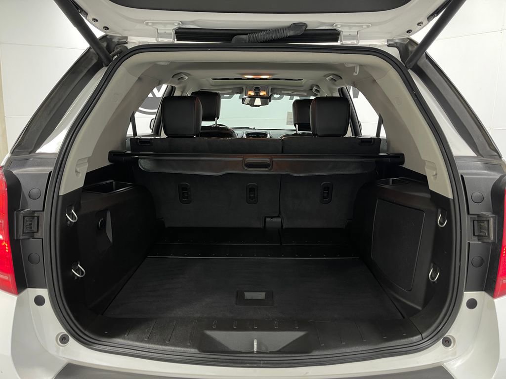 Used 2016 Chevrolet Equinox LTZ w/ Enhanced Convenience Package image 27