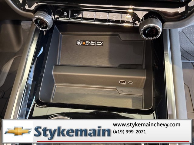 New 2026 Chevrolet Suburban High Country image 23