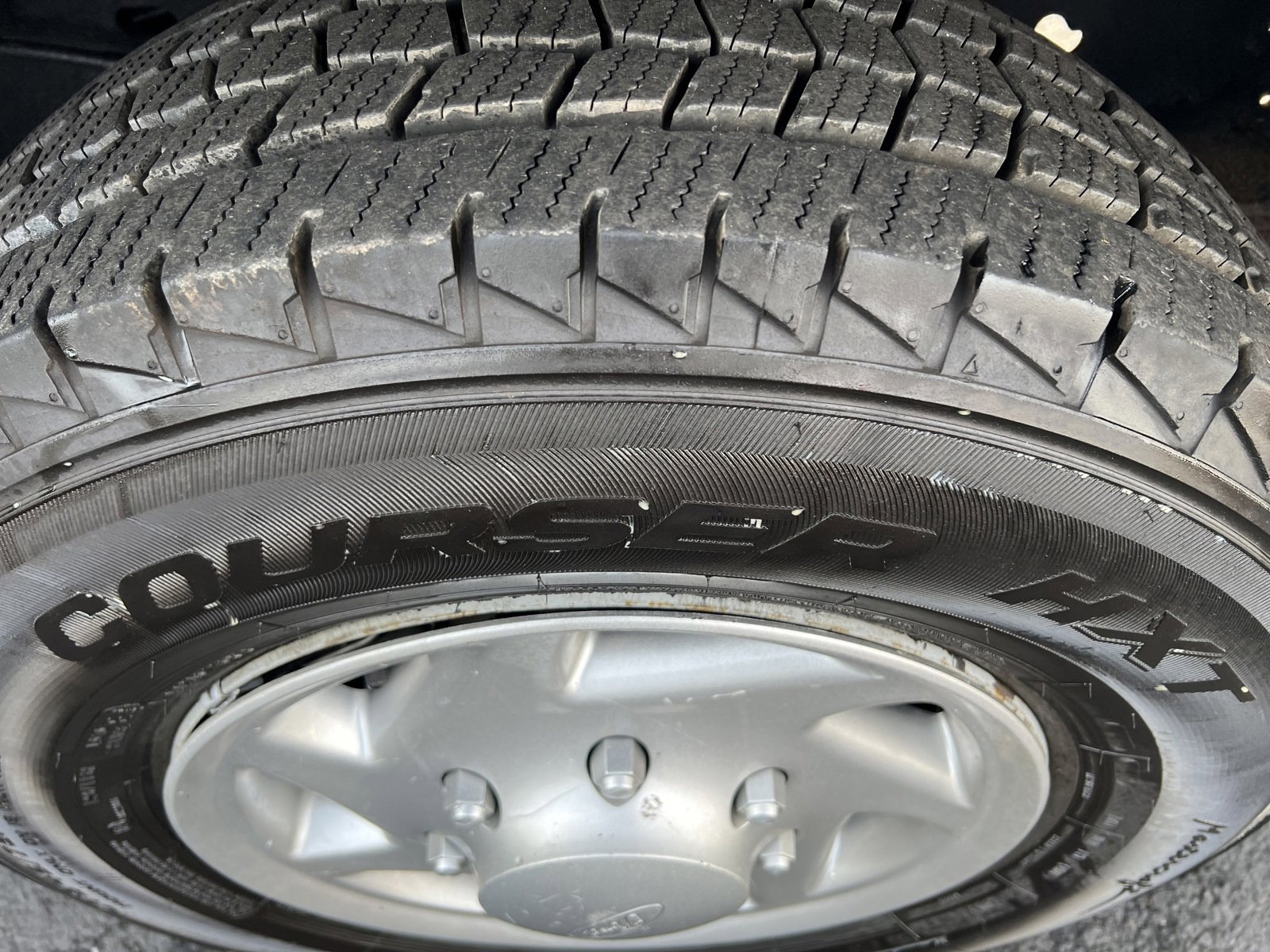 Used 2014 Ford E-350 and Econoline 350 Super Duty image 17