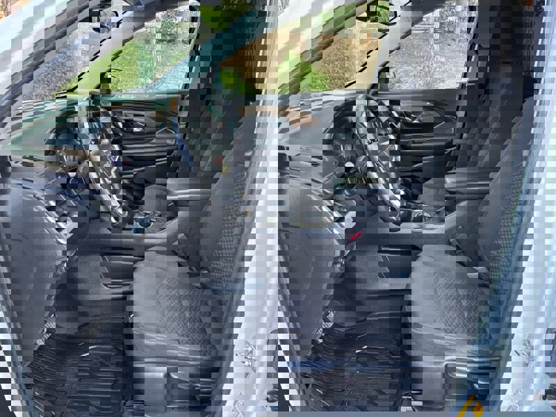 Used 2020 GMC Terrain SLE w/ Elevation Edition image 11