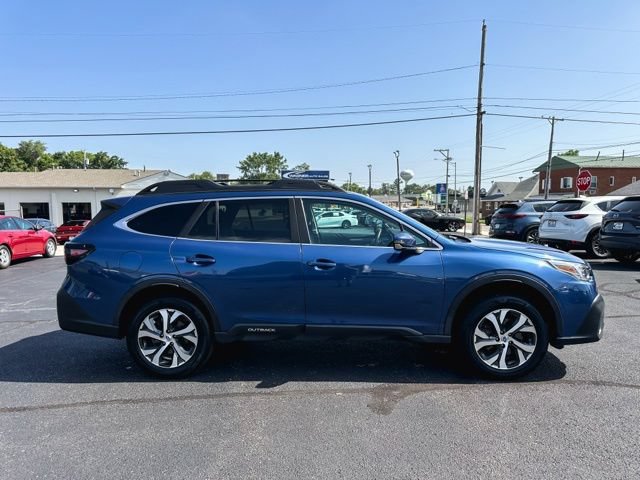 Used 2022 Subaru Outback Limited AWD/4WD image 9