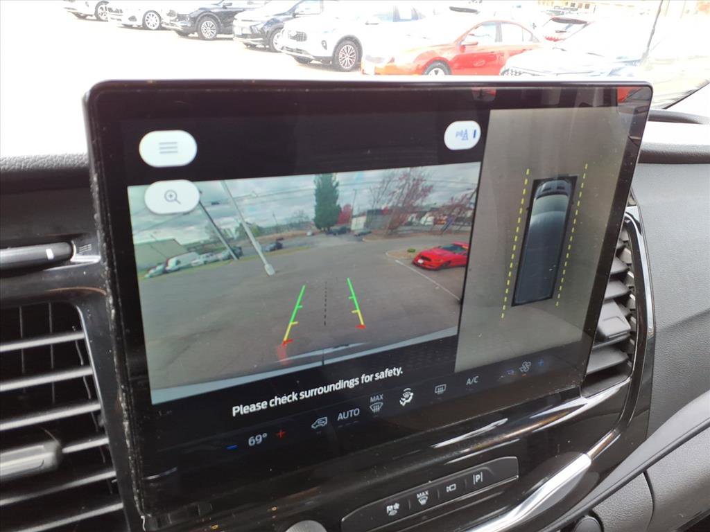 Used 2023 Ford Transit 350 XLT image 14