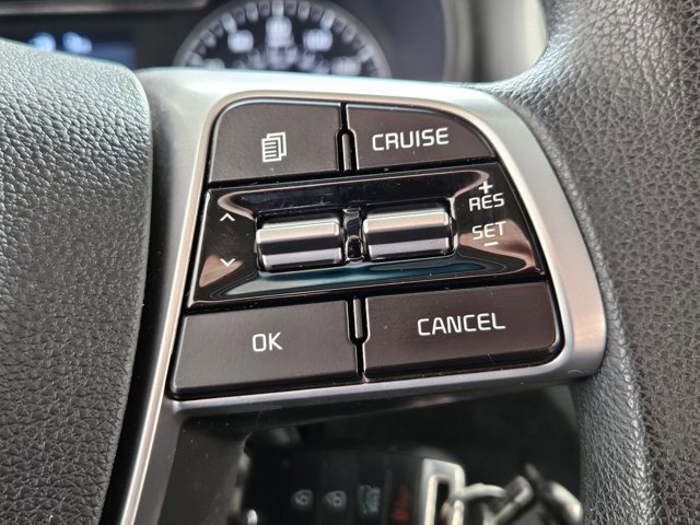 Used 2020 Kia Sorento LX image 11