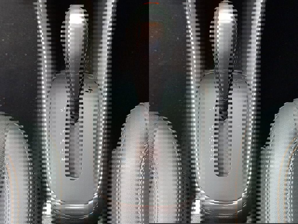 Certified 2022 Chevrolet Trax LT w/ Sport Edition image 21