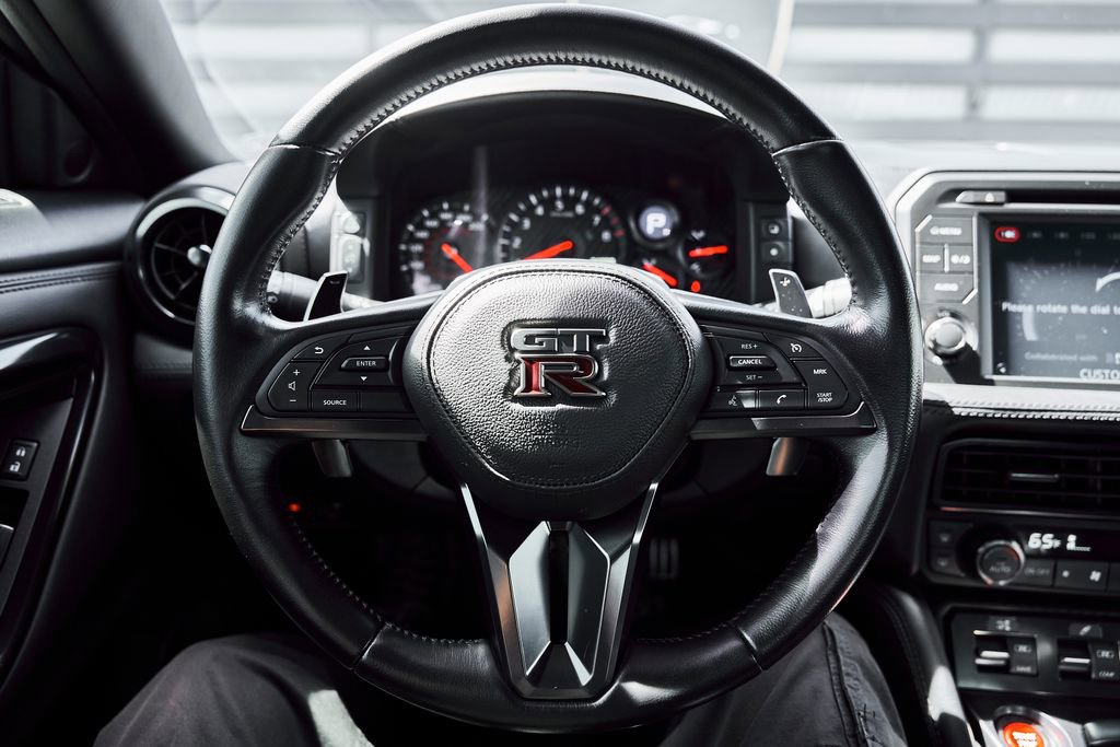 Used 2021 Nissan GT-R Premium image 52