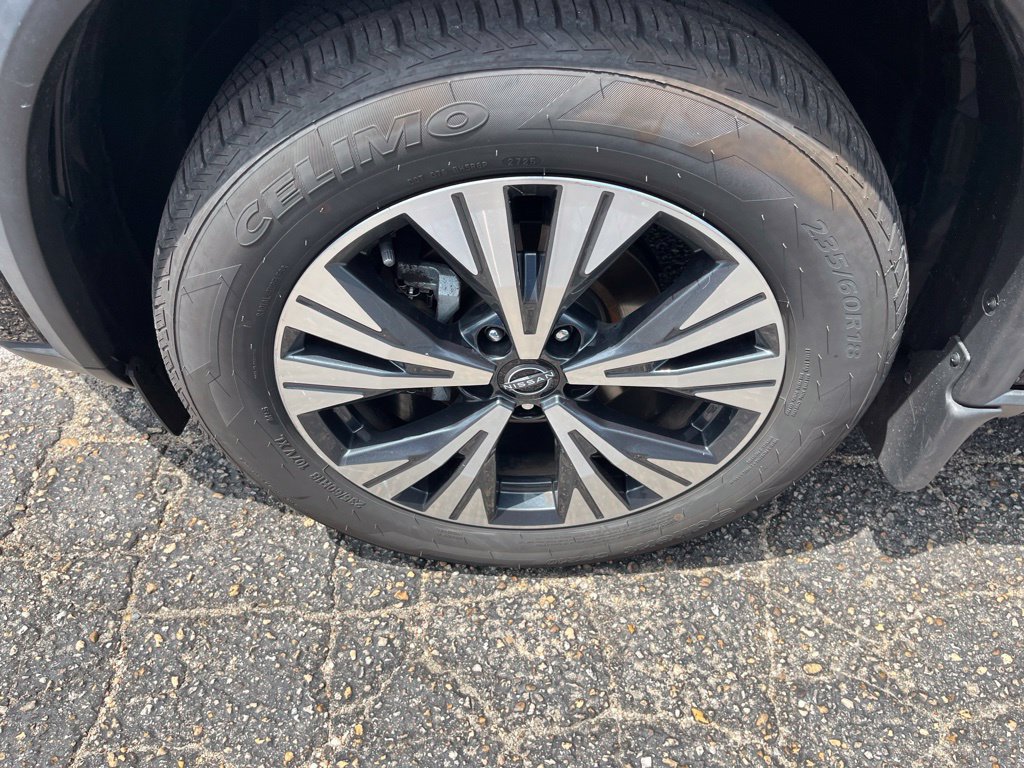 Used 2023 Nissan Rogue SV AWD/4WD image 41