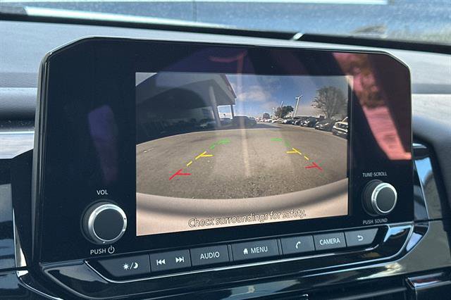 New 2025 Nissan Pathfinder SV w/ SV Premium Package image 21