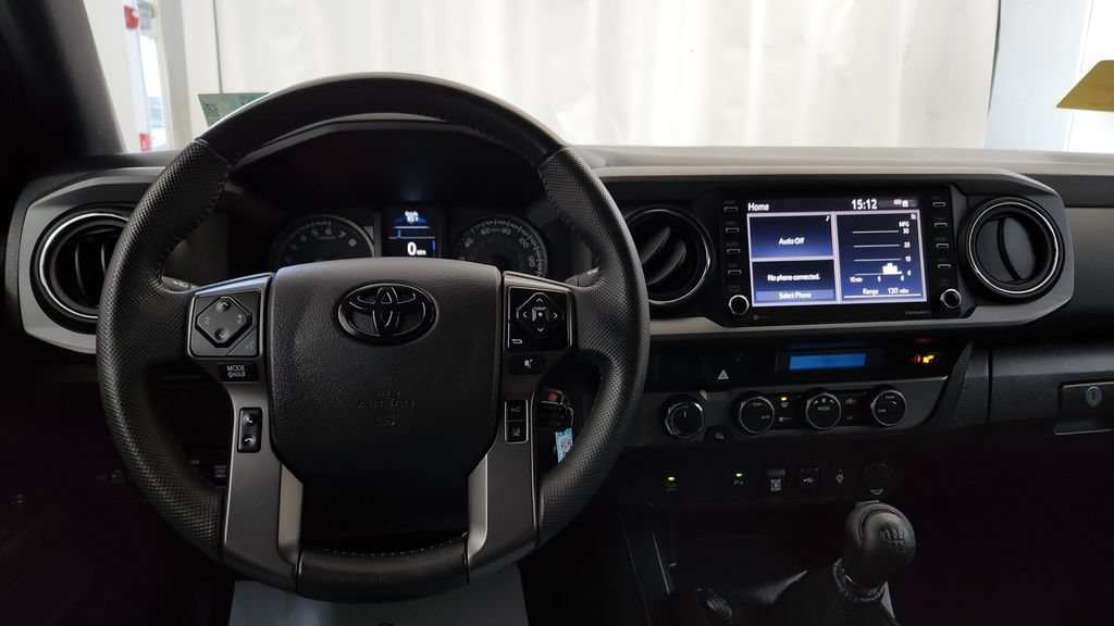 Used 2021 Toyota Tacoma TRD Off-Road w/ Technology Package AWD/4WD image 26