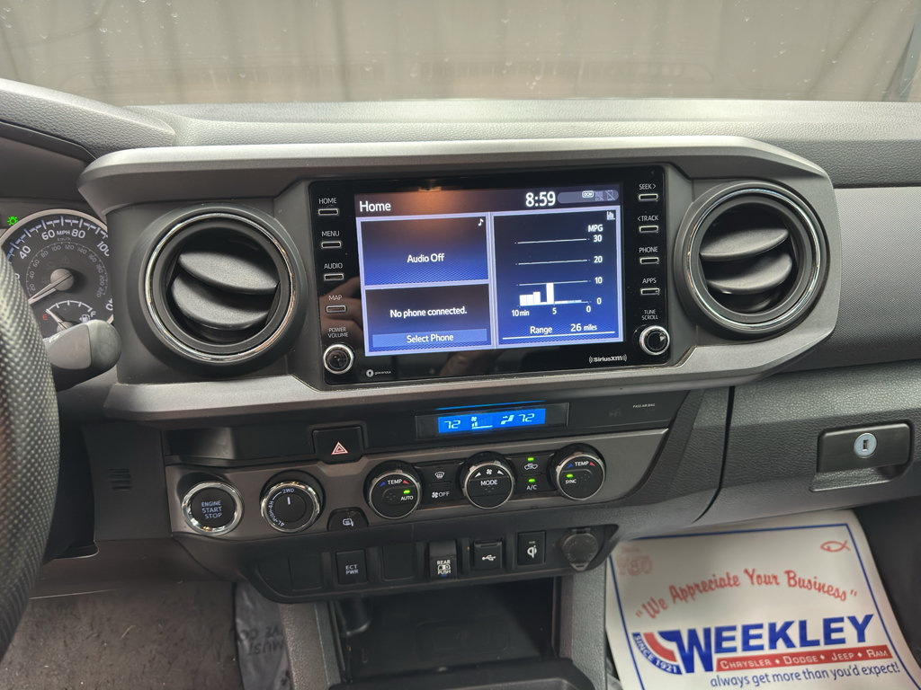 Used 2022 Toyota Tacoma TRD Off-Road AWD/4WD image 11